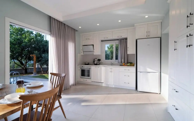 Ölüdeniz Plajına Yakın 3 Yatak Odalı Villa