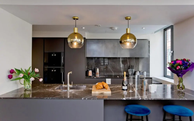 2-bed Deluxe Apt 104