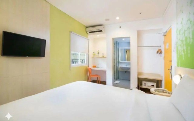 Palette Hotel near Padma – Guest Rooms – Kuta