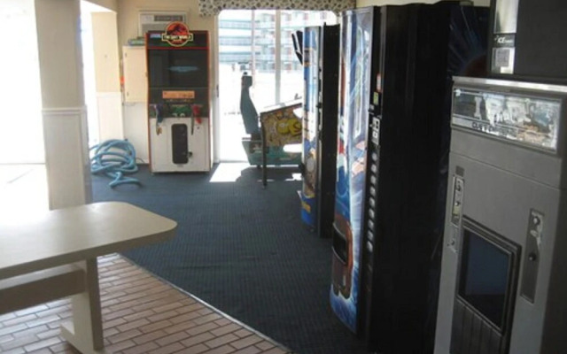 The Diplomat Beach Club Suites