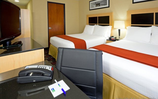 Holiday Inn Express New York City- Wall Street, an IHG Hotel