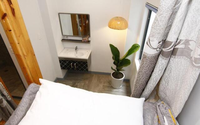 5 Elements Hostel