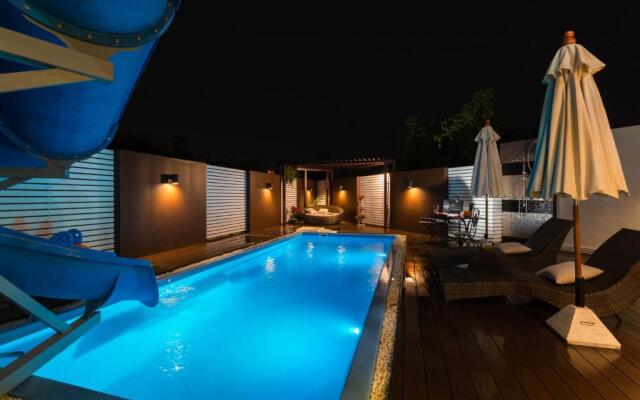 Villa 55 - Fun Water Slide