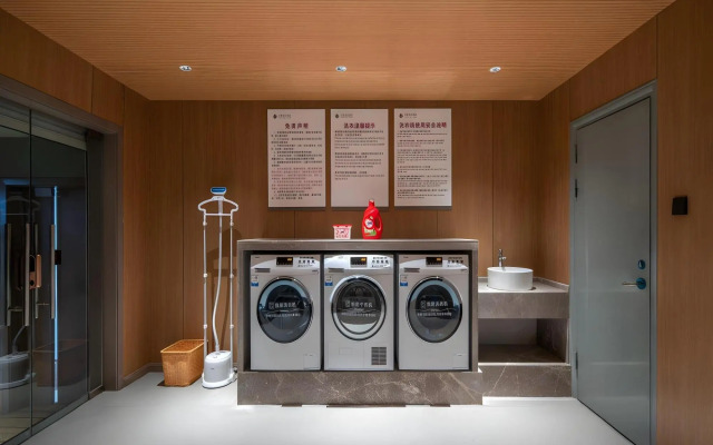 Chonpines Hotel (Yancheng Airport)