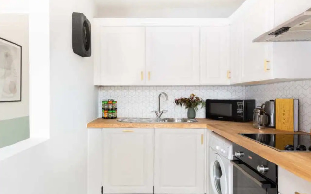 The Kilburn Escape - Modern & Bright 1bdr Apartment With Balcony