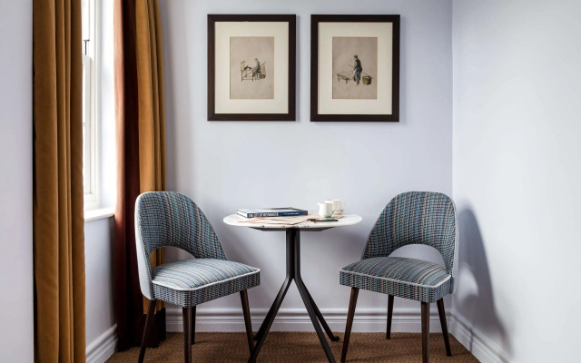 Отель Radisson Blu, London Bond Street