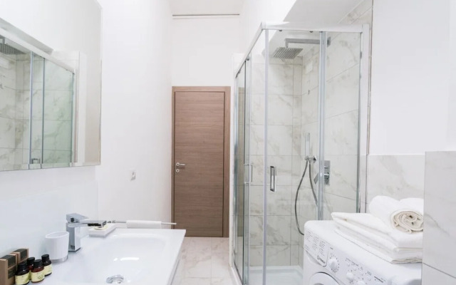 Garibaldi 24 Apartments by Rent all Como