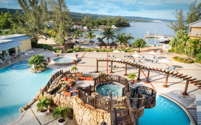 Jewel Paradise Cove Adult Beach Resort & Spa – All Inclusive