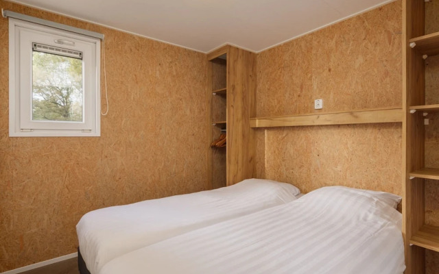 Modern Chalet With Dishwasher, Near the Hunebedcentrum