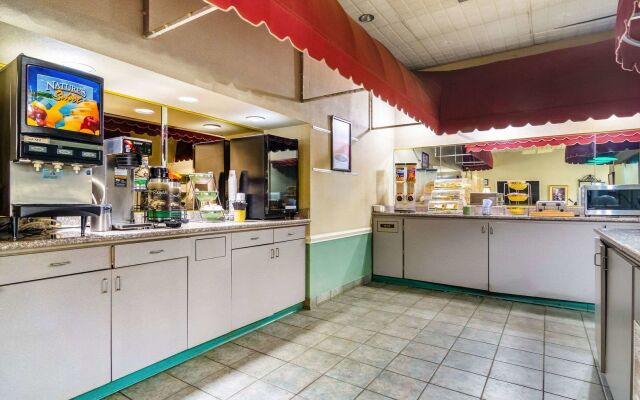 Red Roof Inn Sanford