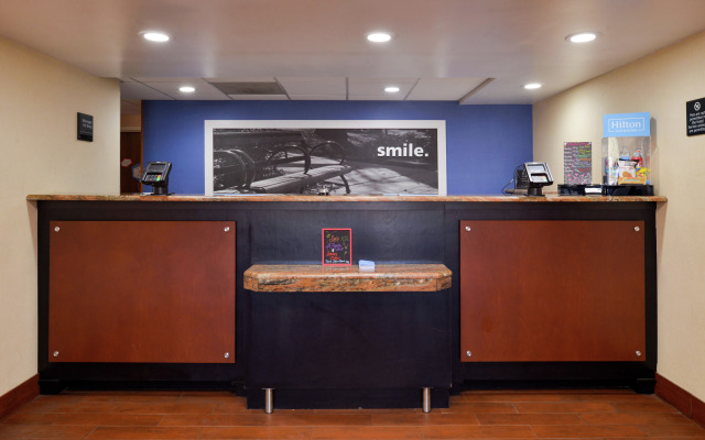 Hampton Inn Charlotte-Uptown