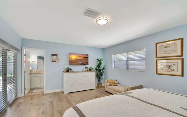 Dolphin Villa Private Pool!