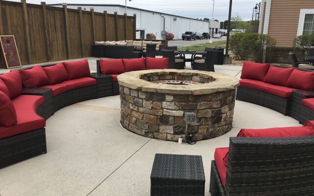 MainStay Suites Jacksonville near Camp Lejeune