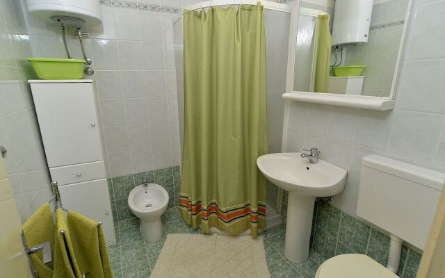 Apartment 650