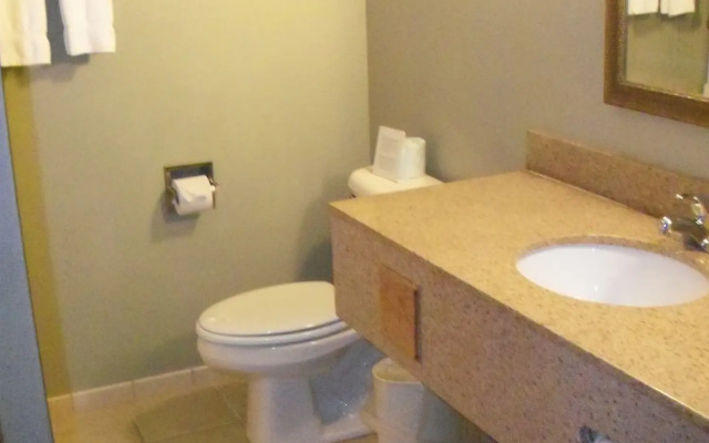 Holiday Inn Express Munising-Lakeview by IHG