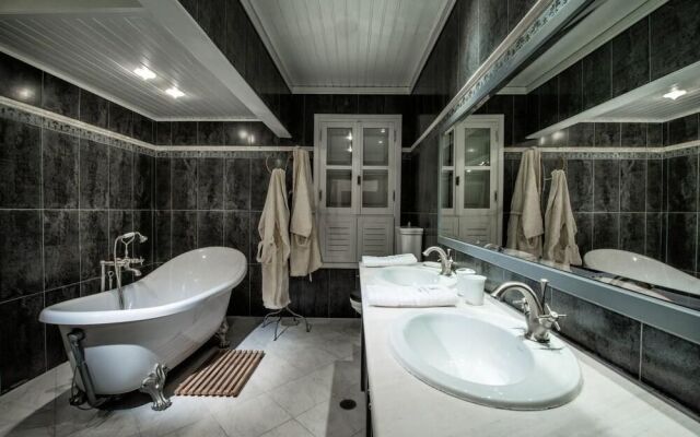 Lemuria Manor, Wine Dark Sea Villas