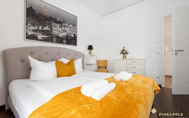 Pineapple Apartments Palais am Neumarkt