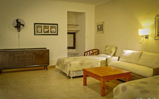 Villa 33
