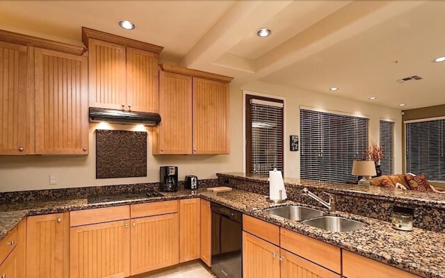 Overlook Chalet By Signature Vacation Rentals