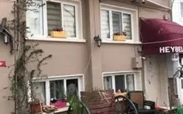 Selanikli Pansiyon Heybeliada