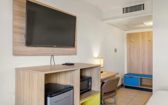 Days Inn by Wyndham Wheat Ridge/Denver West