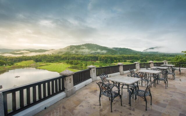 Gassan Khuntan Golf and Resort