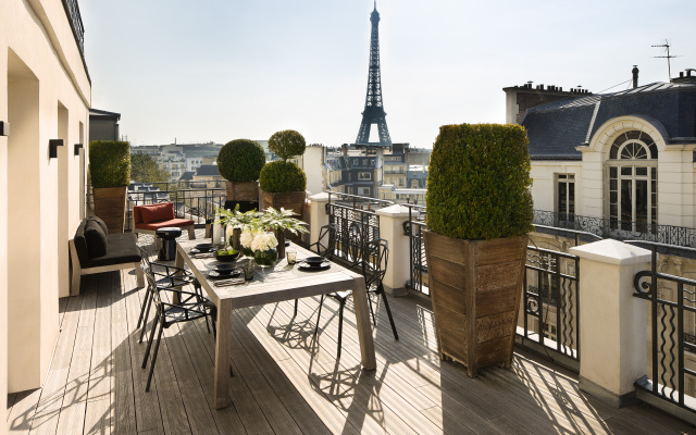 Hotel Marignan Champs - Elysées