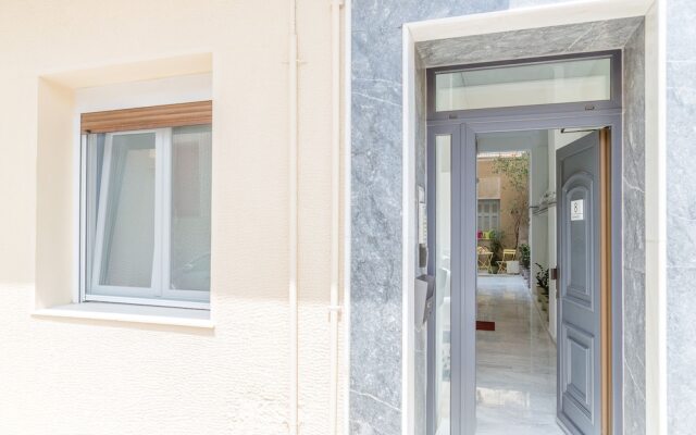 Grandma's Chic & Bright Athenian Home with a Patio
