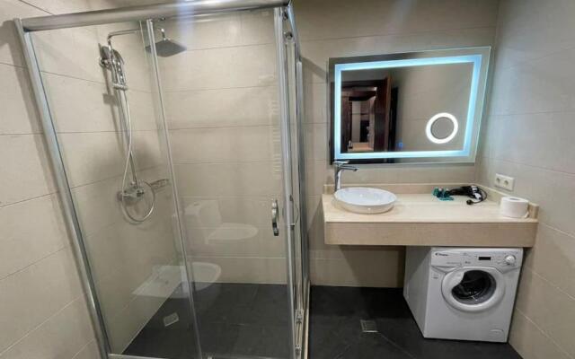 Leo Group BEST STUDIO 1201 Dreamland Oasis CHAKVI