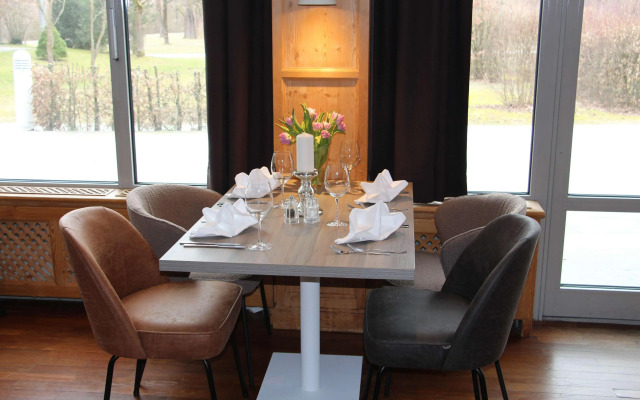 Scotty + Paul Hotel Deggendorf