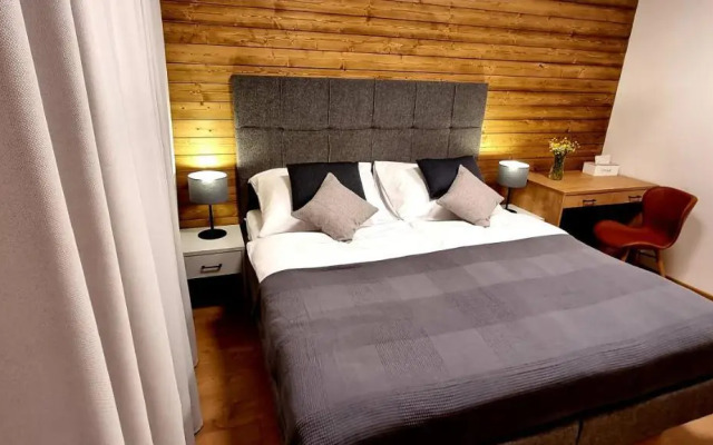 Monte Amnis Apartment