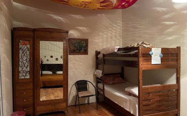 Nana's Guesthouse