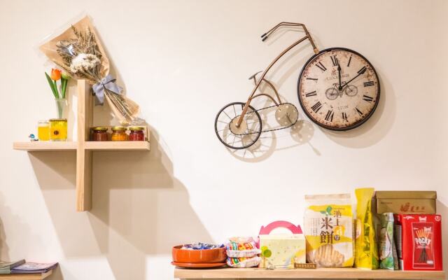 Shining Forest Hostel