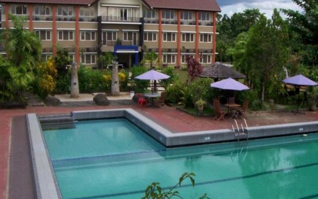 Wonua Monapa Hotel Resort