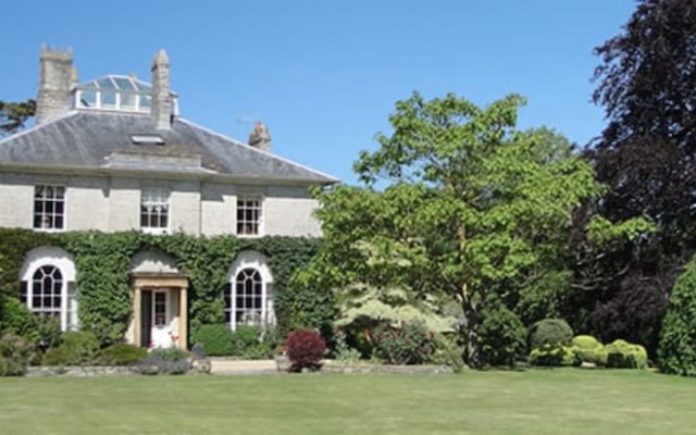 The Lynch Country House