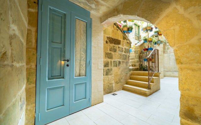 Ta' Pinu B&B