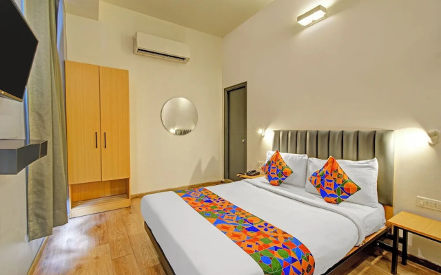 Fabhotel White Ridge Shivam