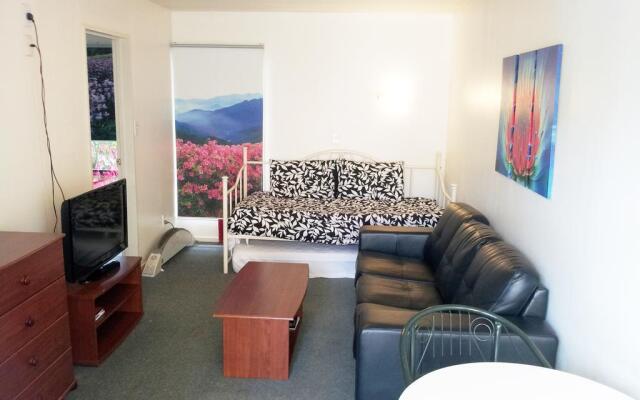 Samhil Motor Lodge