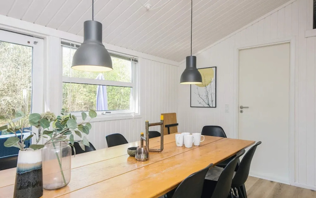 10 Person Holiday Home in Jerup-by Traum