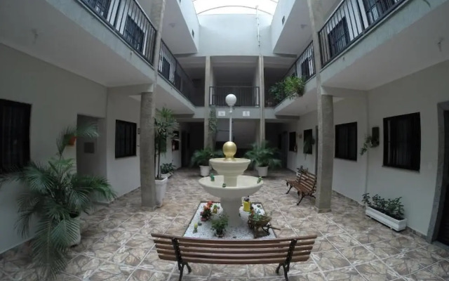 Pousada Golden House