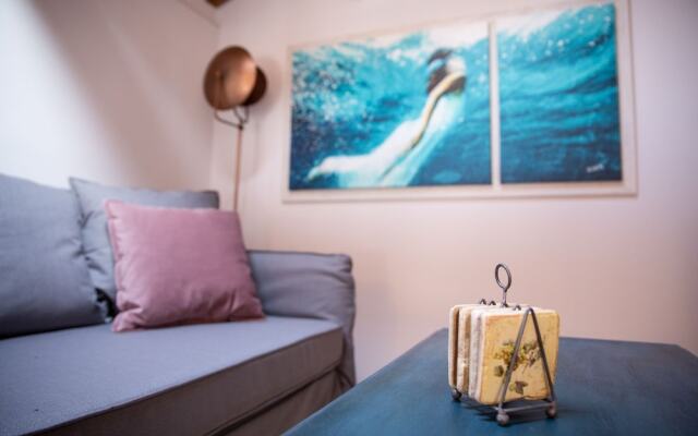 Camara Suites