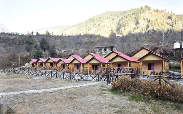 OYO 10633 The Shivalaya Retreat With In