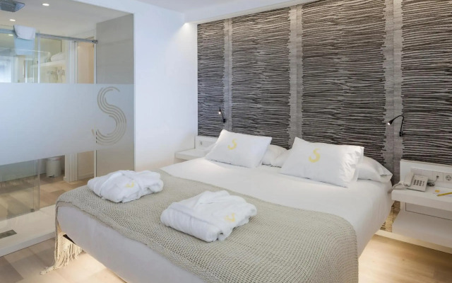 Sud Ibiza Suites