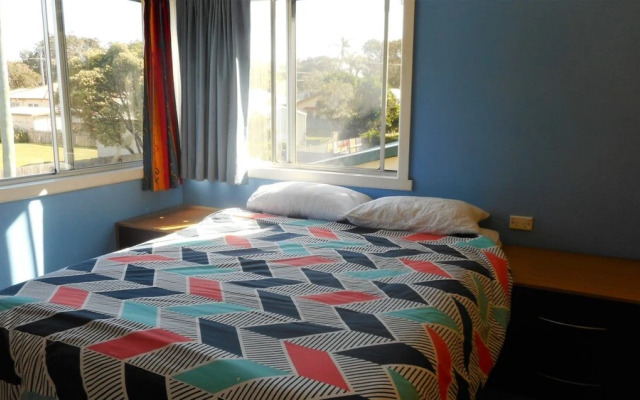 Sunseekers at Hat Head