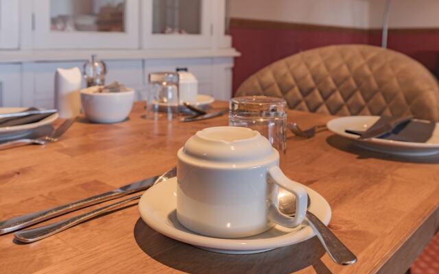 Braeburn Guest House / B&B