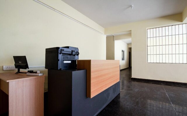 Deepansh Plaza By OYO Rooms