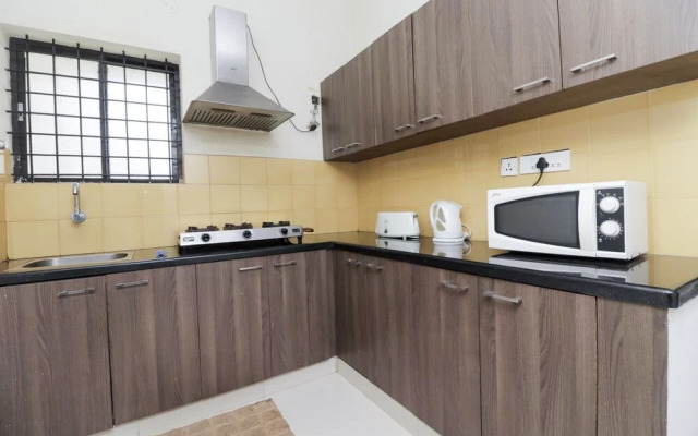 Galaxy Service Apartment