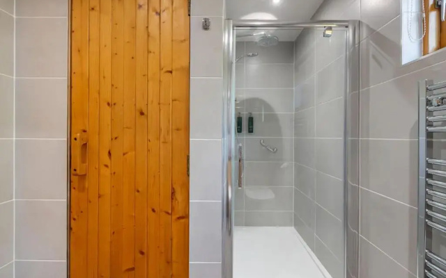 The Lodges At Craigendarroch Country Club