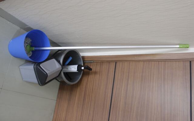 Bright Studio Room at Dago Suites Apartment near ITB