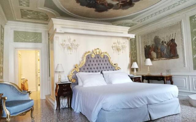 Cà Bonfadini Historic Experience Hotel Venice